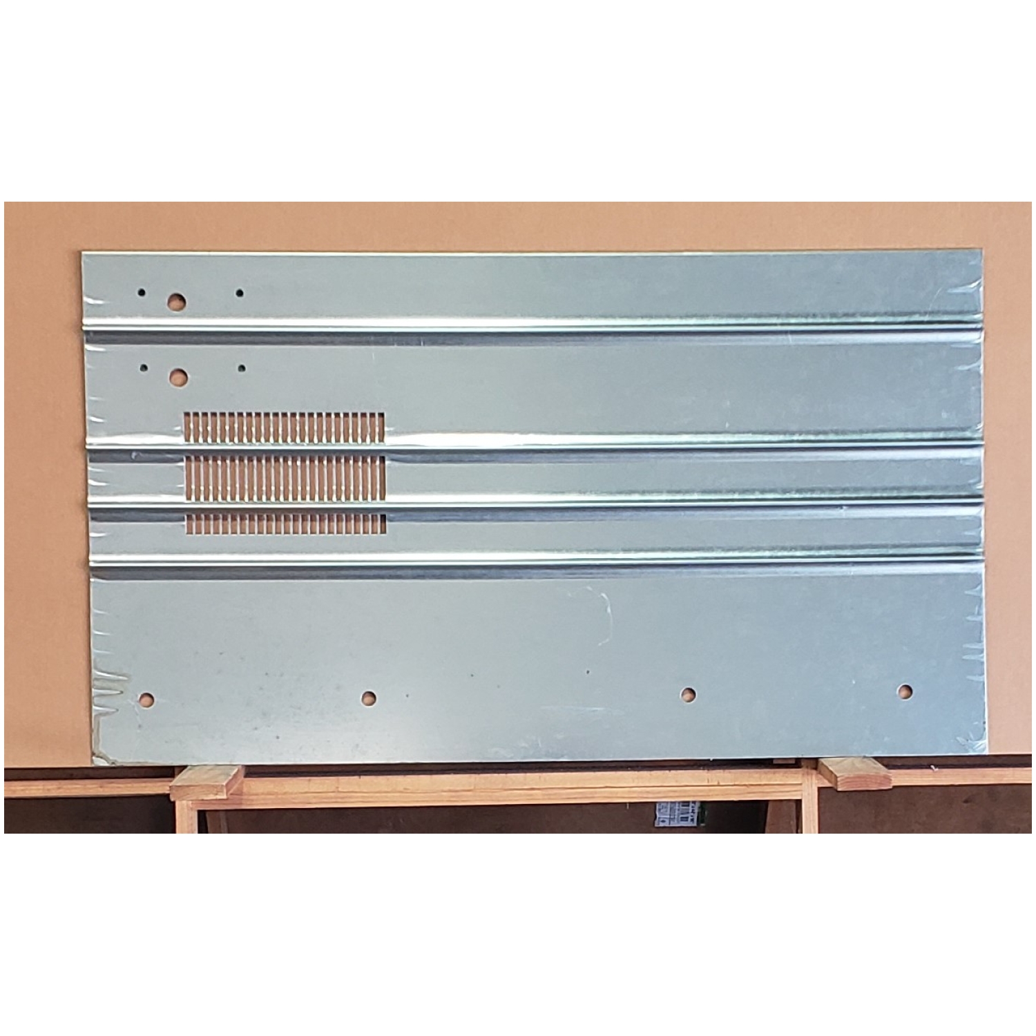 483801 PANEL EVAPORATOR DOOR UPPER IBP Industries