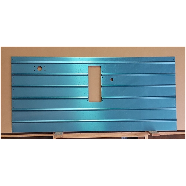 3L-29-115 | PANEL, BAGGAGE DOOR UPPER W/LOCK HOLE RH FLUTED