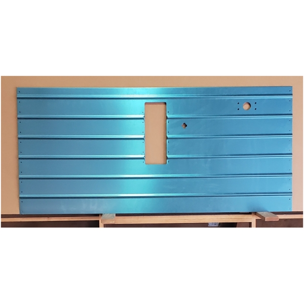 3L-29-116 | PANEL, BAGGAGE DOOR UPPER W/LOCK HOLE LH FLUTED