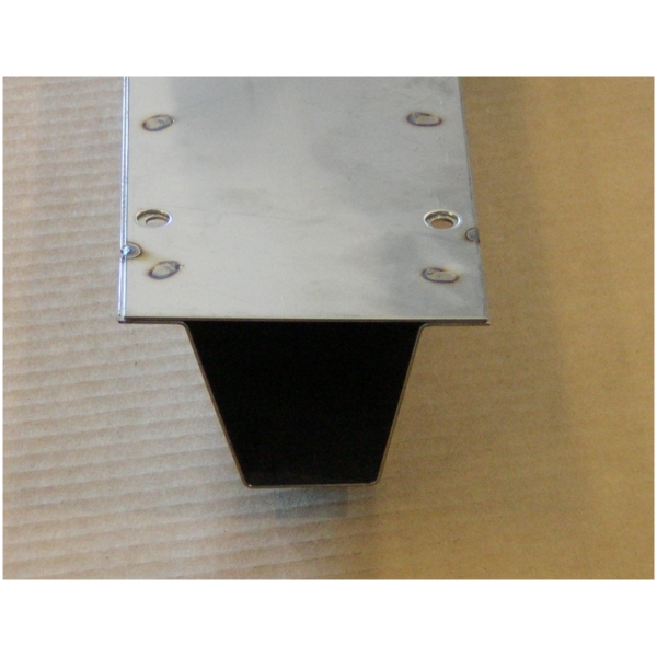 3L-59-592 | RAIL, SKID BELOW BAGGAGE DOOR