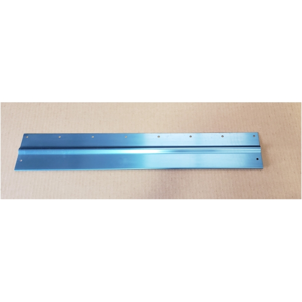 3R-31-9 | PANEL, FUEL DOOR UPPER